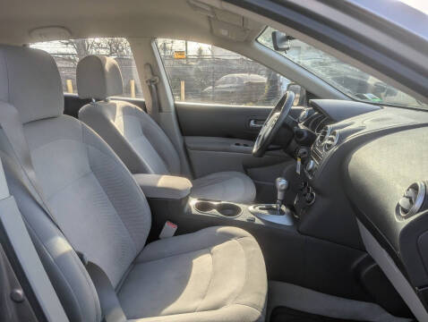 2012 Nissan Rogue S