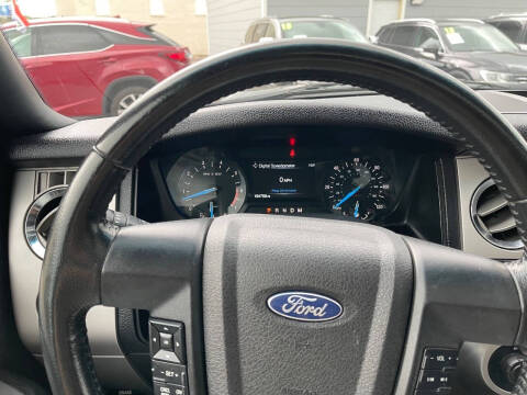 2017 Ford Expedition XLT