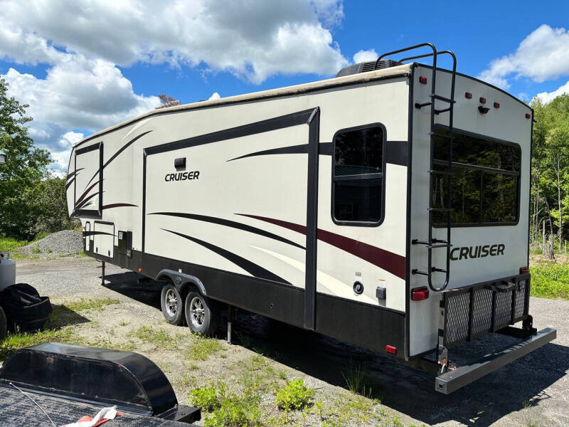 2019 Crossroads RV Cruiser