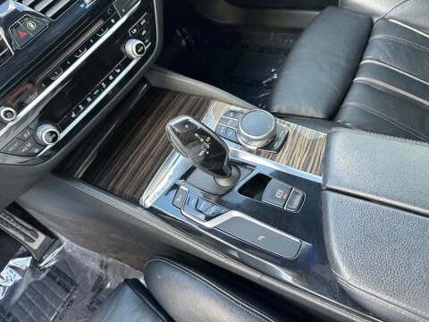 2019 BMW 5 Series 540i