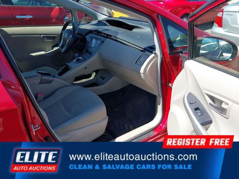 2013 Toyota Prius Two