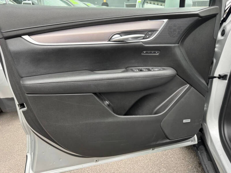 2018 Cadillac XT5 Premium Luxury