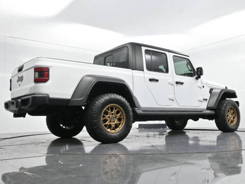2024 Jeep Gladiator Sport