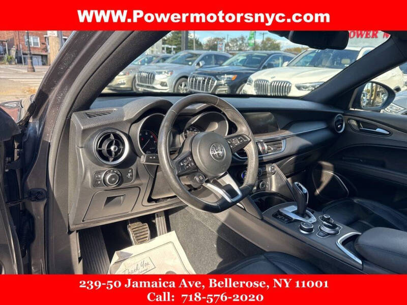 2023 Alfa Romeo Stelvio Ti