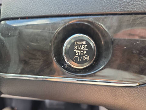 2014 Chrysler Town and Country Touring-L