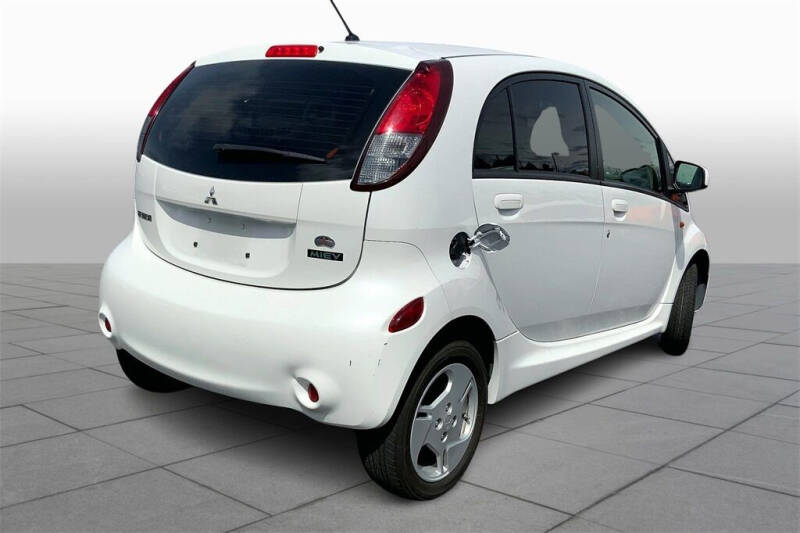 2014 Mitsubishi i-MiEV ES