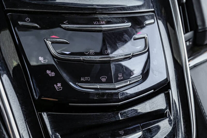 2016 Cadillac Escalade Platinum