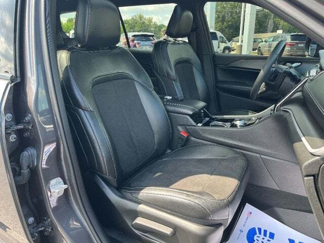 2023 Jeep Grand Cherokee L 16