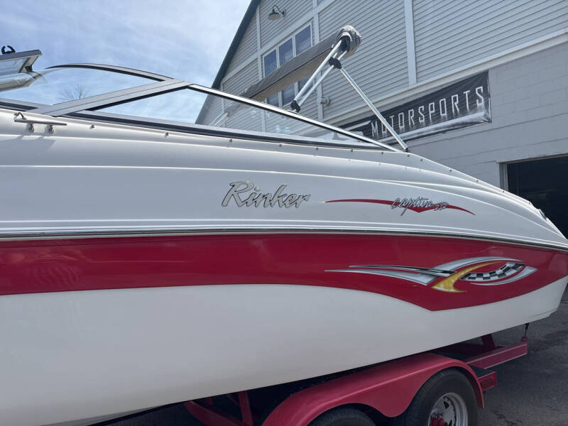 2003 Rinker 232 CAPTIVA