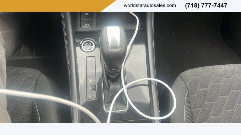 2021 Nissan Kicks SV