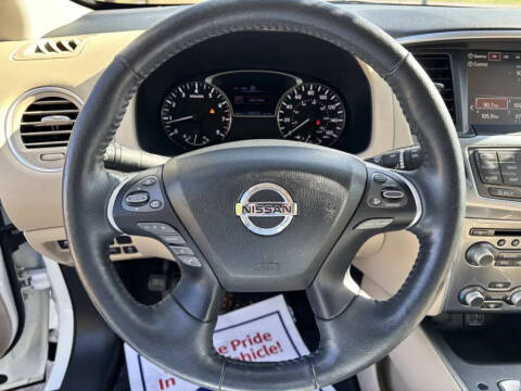 2020 Nissan Pathfinder SL