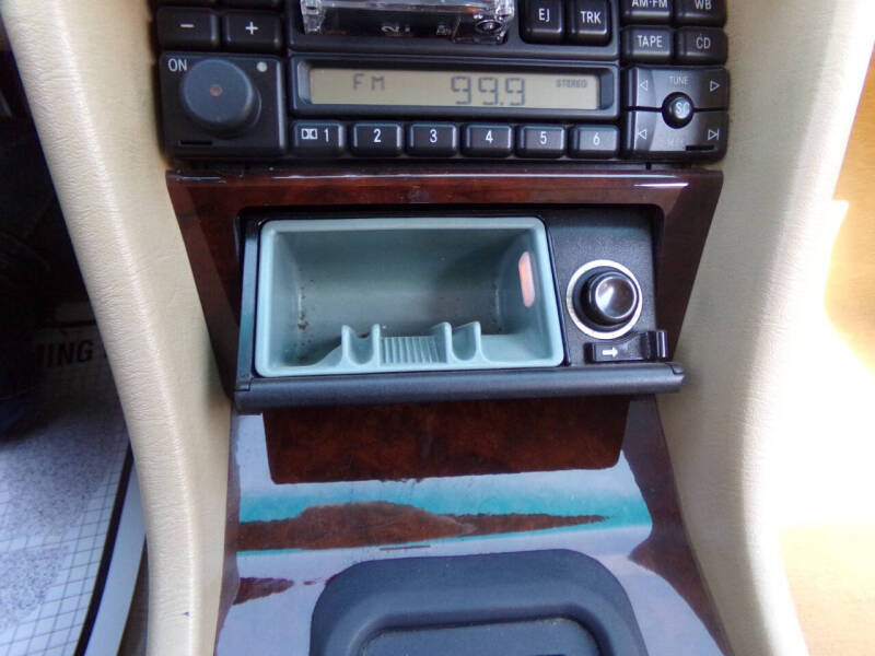 1994 Mercedes-Benz E-Class E 320