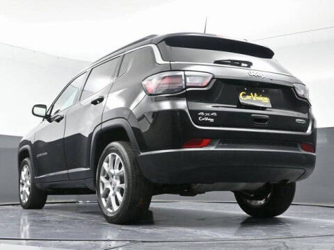 2022 Jeep Compass Latitude Lux