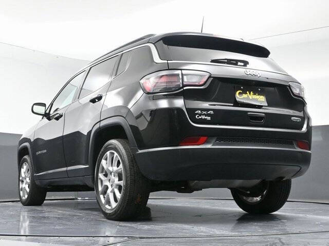2022 Jeep Compass Latitude Lux