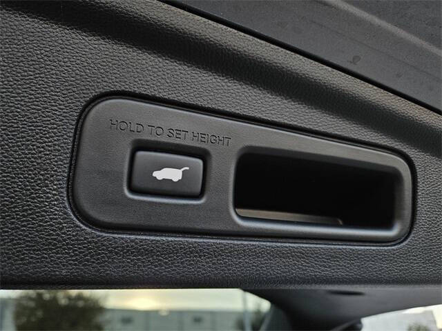 2023 Acura MDX w/Tech