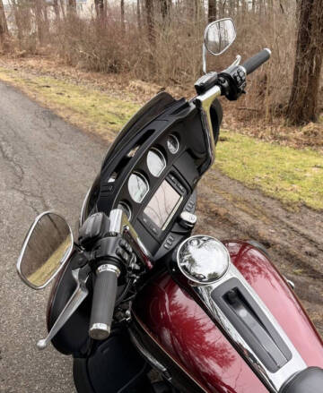 2015 Harley-Davidson® FLHTCUL - Electra Glide®