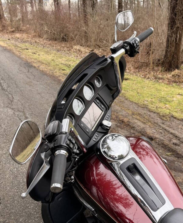 2015 Harley-Davidson® FLHTCUL - Electra Glide®