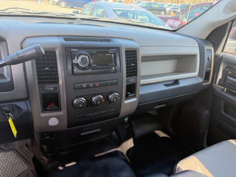 2012 RAM 1500 ST