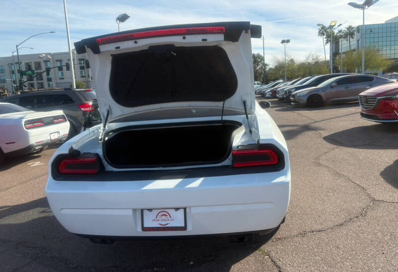 2013 Dodge Challenger SXT
