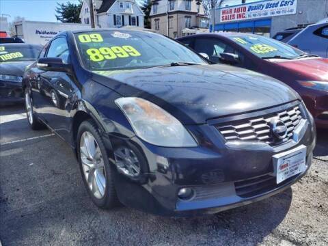 2009 Nissan Altima for sale at M & R Auto Sales INC. in North Plainfield NJ