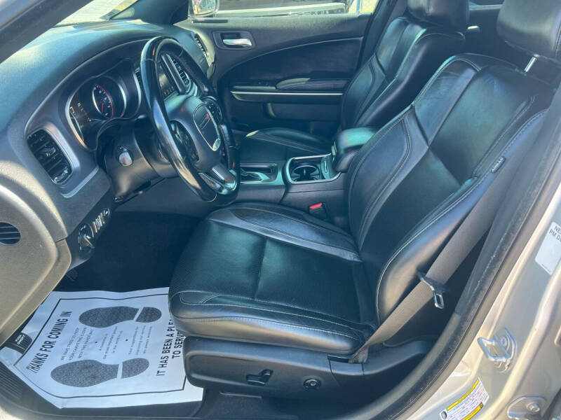 2020 Dodge Charger SXT