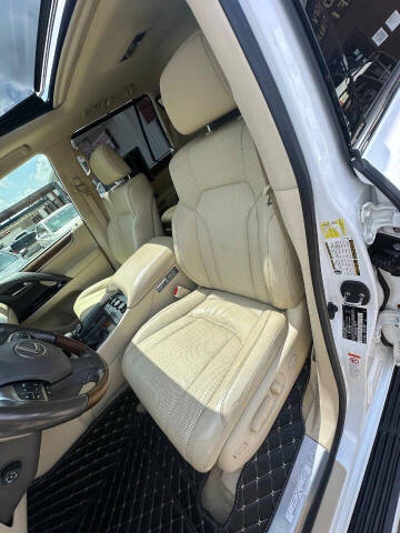 2016 Lexus LX 570