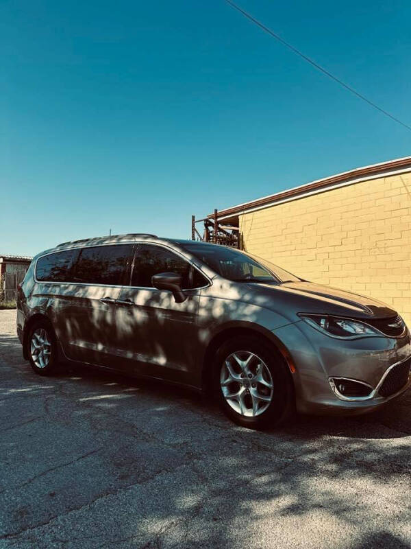 2018 Chrysler Pacifica Touring Plus