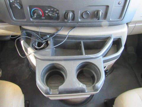 2017 Ford E-Series E-450 SD