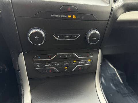 2019 Ford Edge SEL