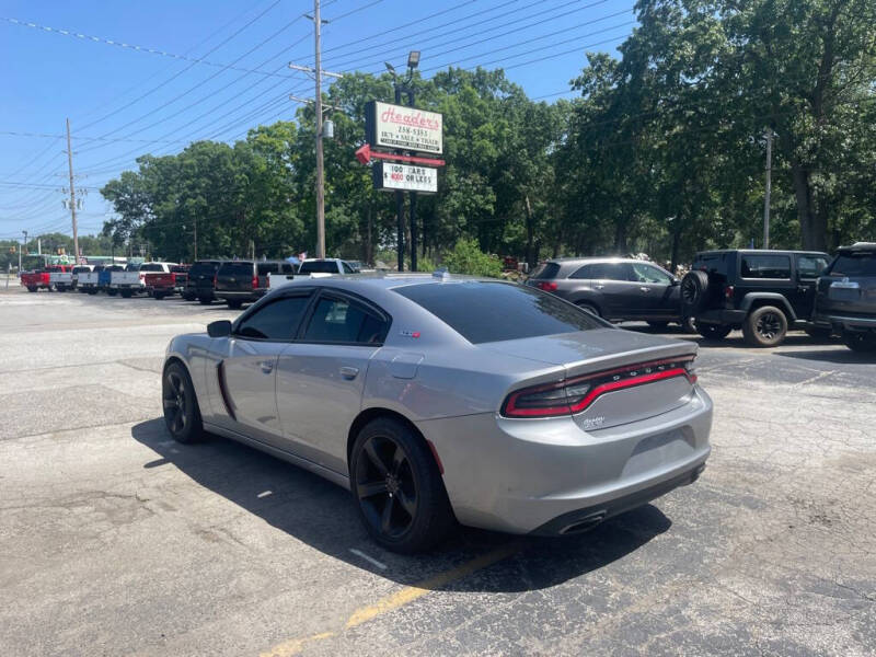 2016 Dodge Charger SXT