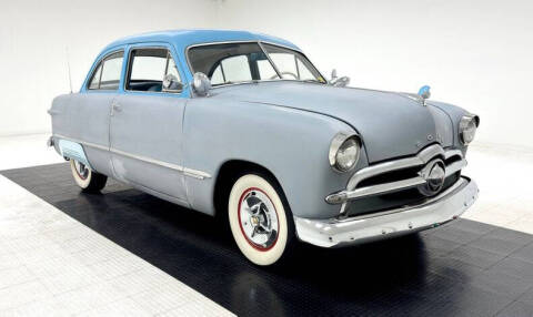 1949 Ford Deluxe