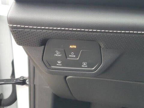 2024 Volkswagen Atlas SE