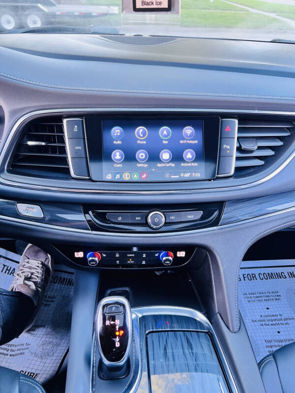 2021 Buick Enclave Essence