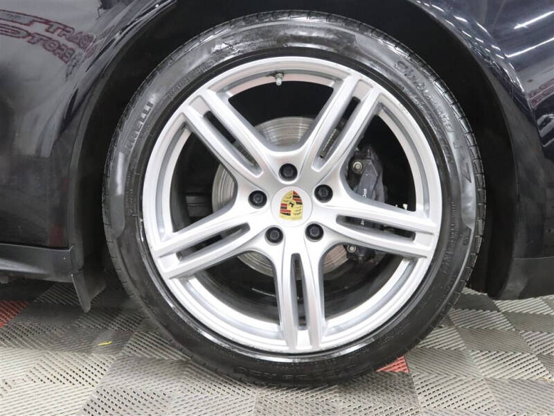 2020 Porsche Panamera