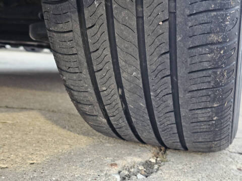 2014 Toyota Prius Five