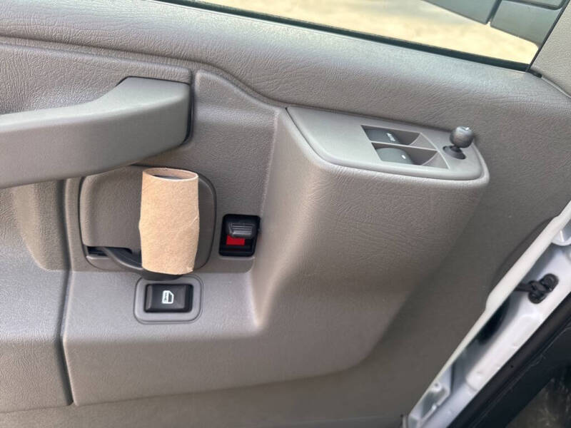 2025 Chevrolet Express 2500