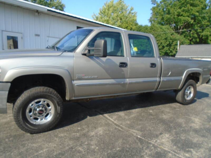 2001 GMC Sierra 2500HD for sale at Northland Auto Sales in Dale WI