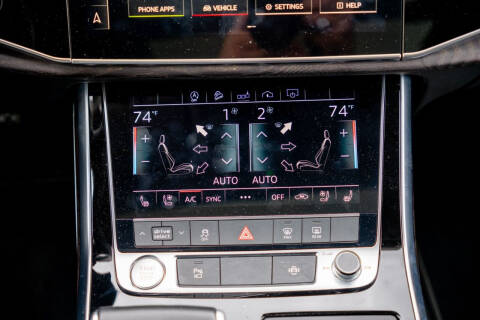 2020 Audi Q8 quattro Premium Plus 55 TFSI