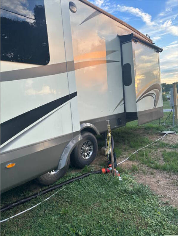 2020 Jayco North Point 383FKWS