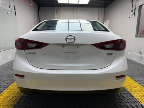 2014 Mazda MAZDA3 i Sport