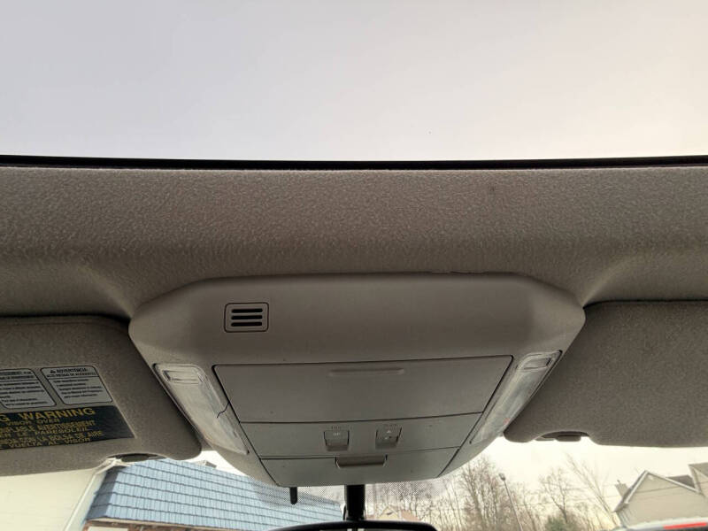 2013 Toyota Sequoia SR5