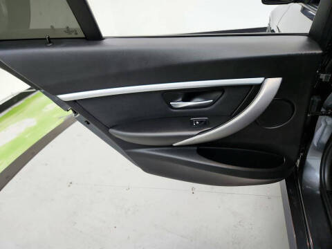 2018 BMW 3 Series 330i