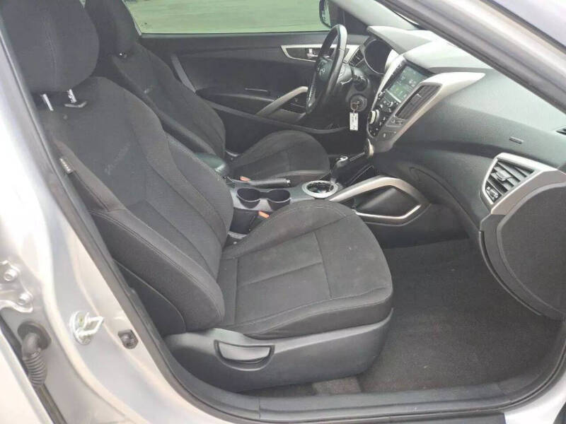 2017 Hyundai Veloster