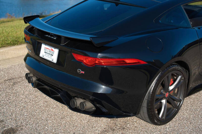 2017 Jaguar F-TYPE SVR