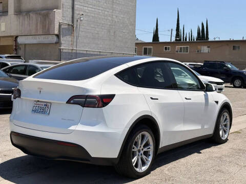 2023 Tesla Model Y Long Range