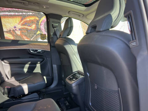 2024 Volvo XC90 B6 Plus Bright Theme 6P