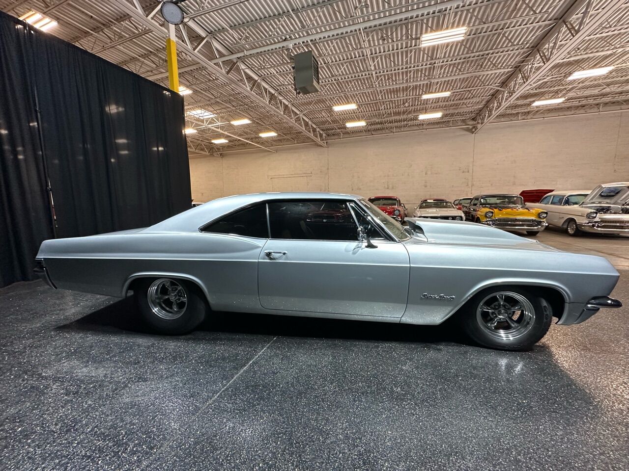1965 Chevrolet Impala 9