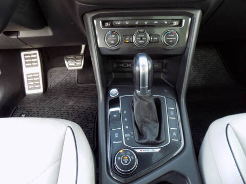 2018 Volkswagen Tiguan 2.0T SEL Premium 4Motion