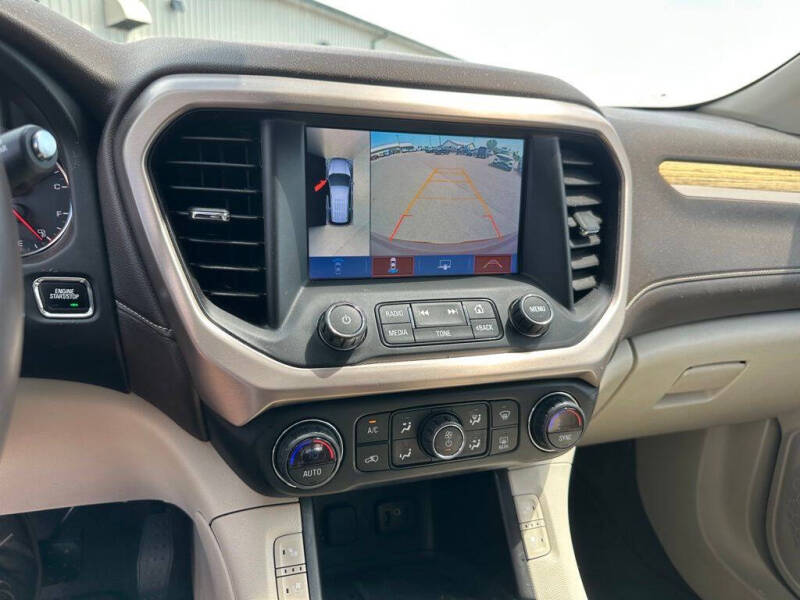 2019 GMC Acadia Denali