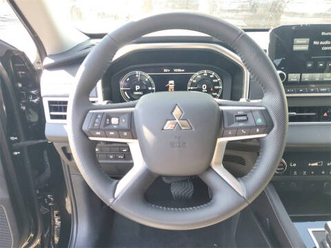 2025 Mitsubishi Outlander PHEV SE